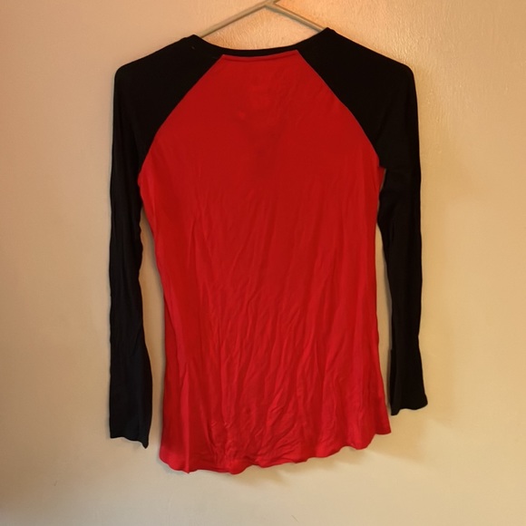 Fanatics Blackhawks shirt - Picture 2 of 3